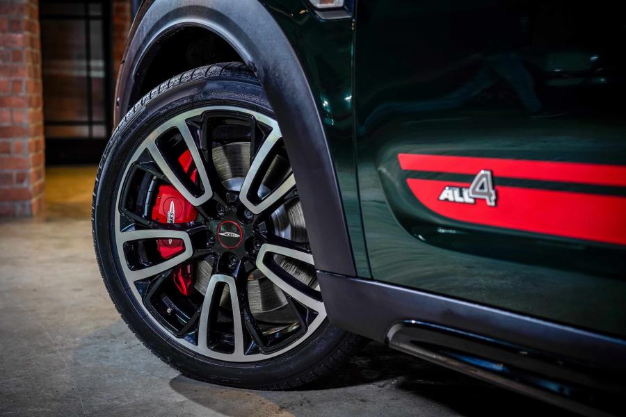 Колеса Mini John Cooper Works Countryman (F60) 2017 года  (MY) (фото 7 из 7)